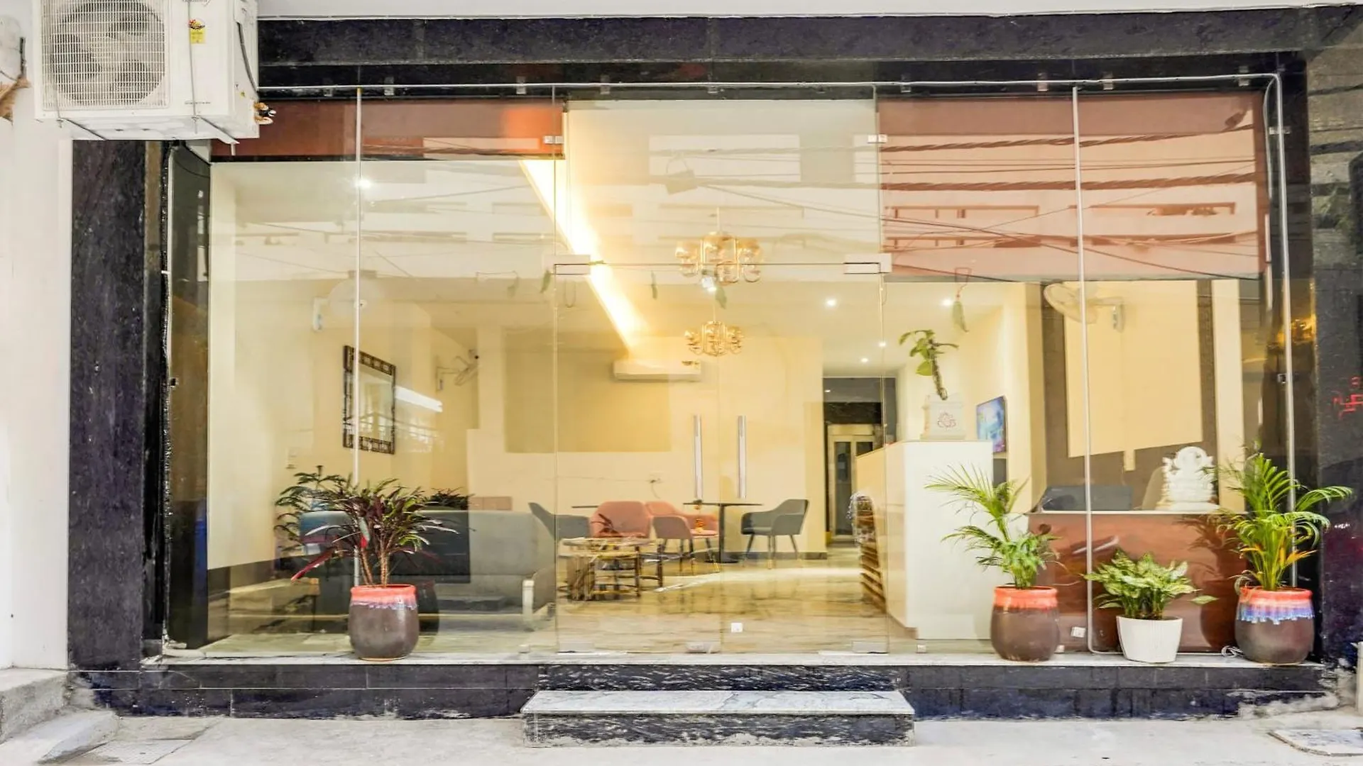 Hotel O Ivory Inn New Delhi