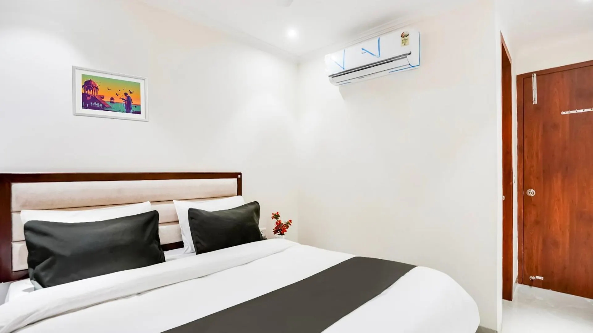 Hotel O Ivory Inn New Delhi