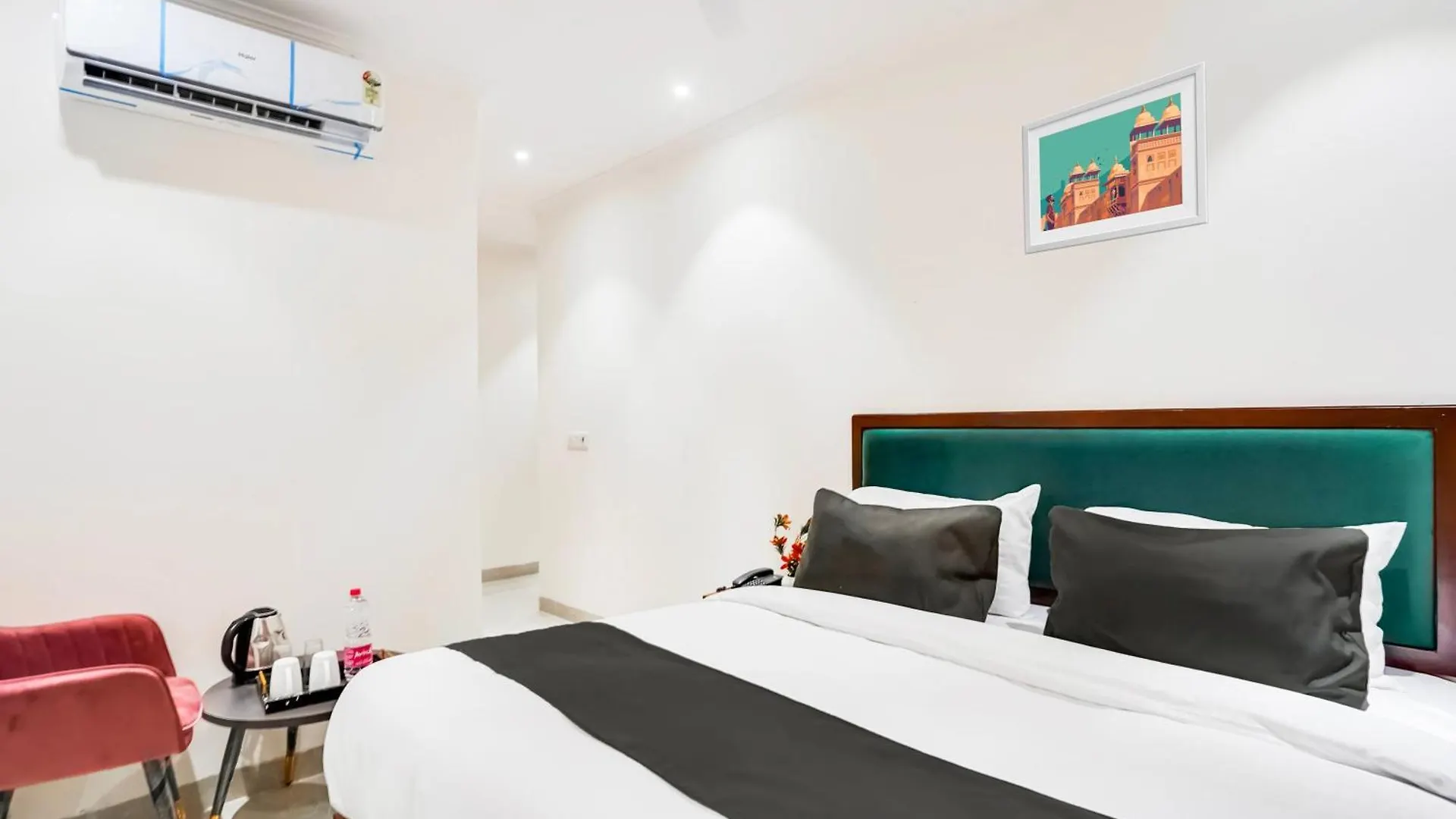 Hotel O Ivory Inn New Delhi